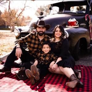 Meet your Posher, Ray-shirley